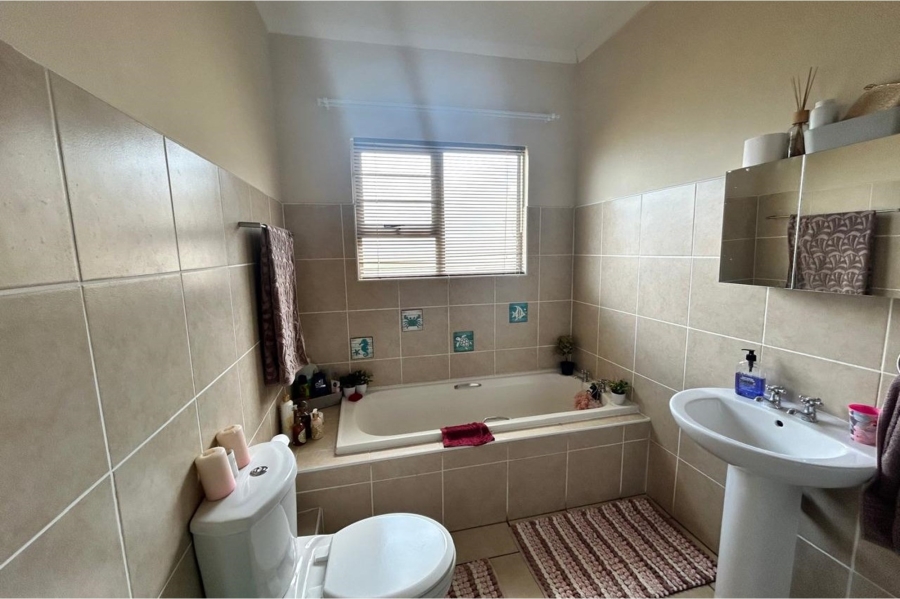 2 Bedroom Property for Sale in Gonubie Eastern Cape